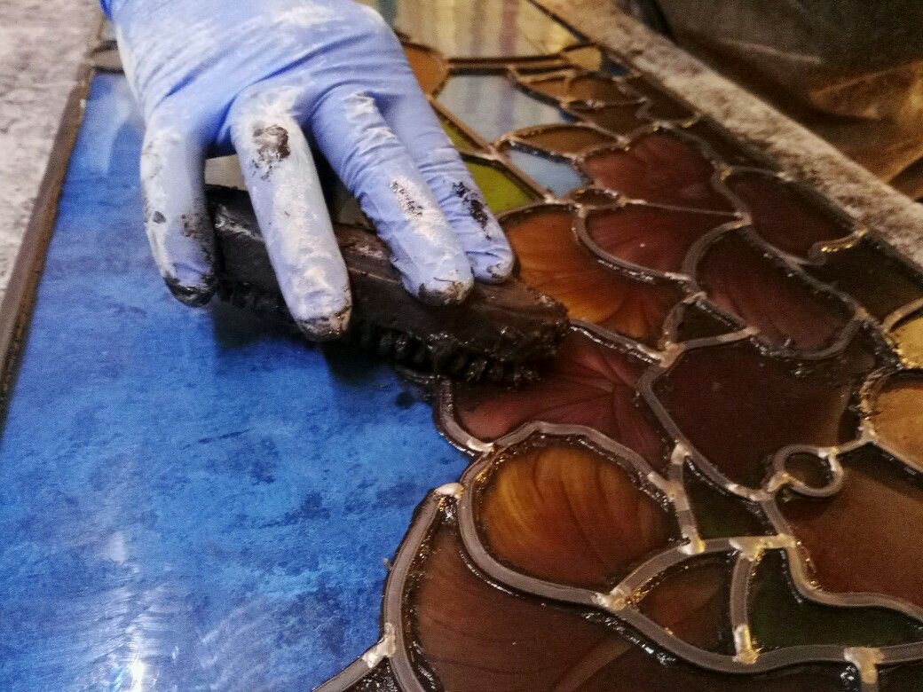 Invest In Quality The Benefits Of Putty Leaded Glass Windows Learn