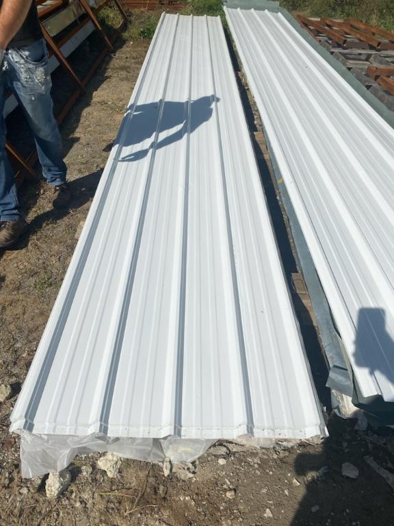 TÔLE FINITION INTÉRIEUR OU EXTÉRIEUR FEUILLES D'ACIER PEINT BLANC OU