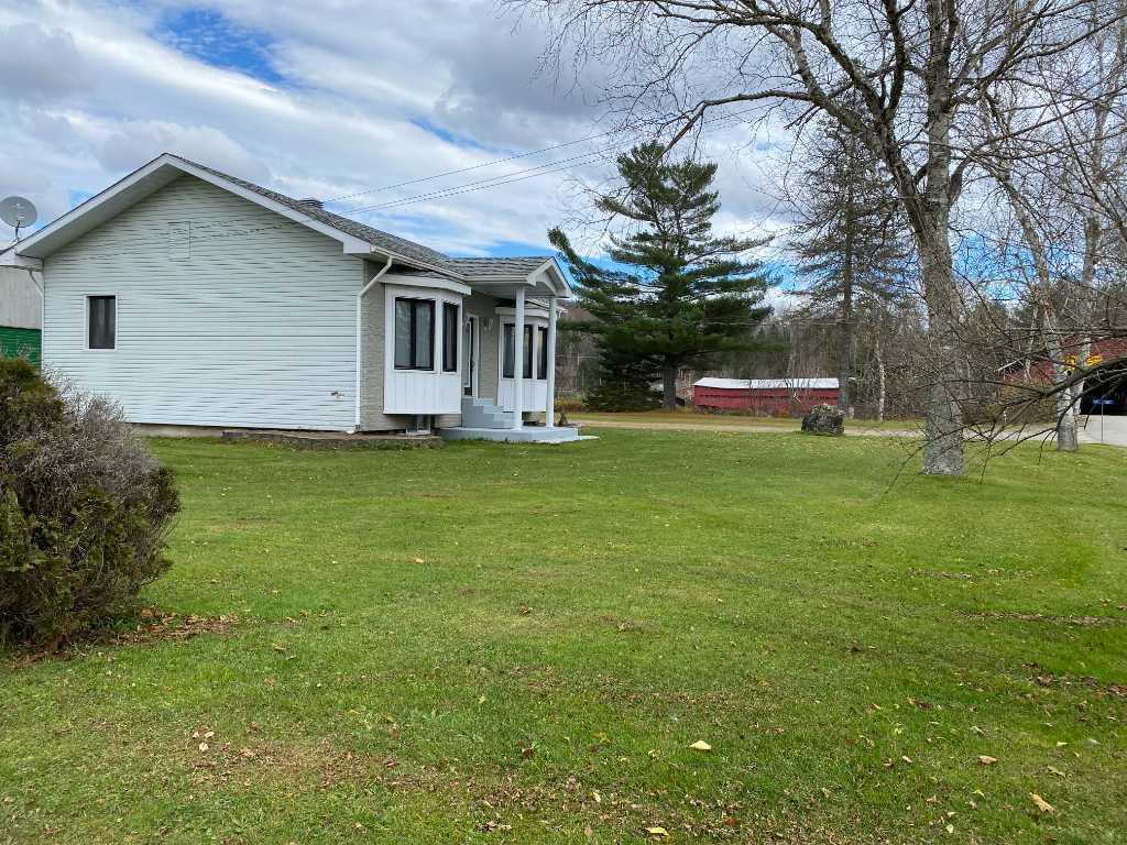 Maison familial à louer à louer à LacdesÎles Location de