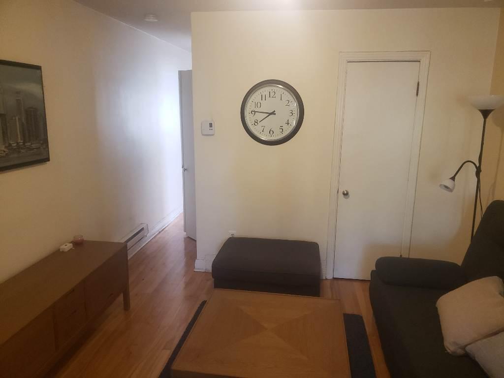 3 ½ à 1 min. métro Joliette, Rénové, meublé, 1 CAC Usagé à louer à