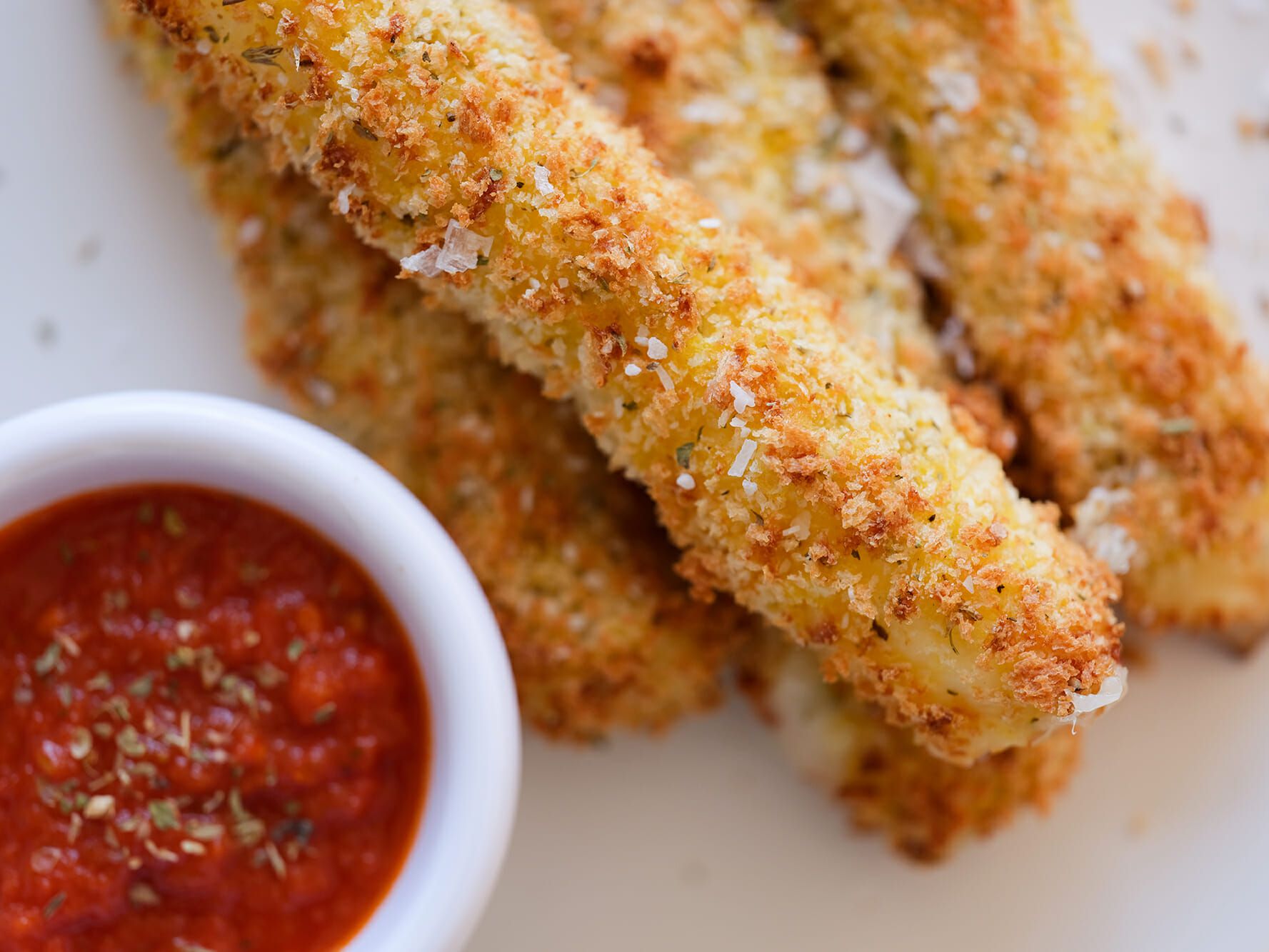 10 Simple and Delicious Air Fryer Mozzarella Sticks Recipes