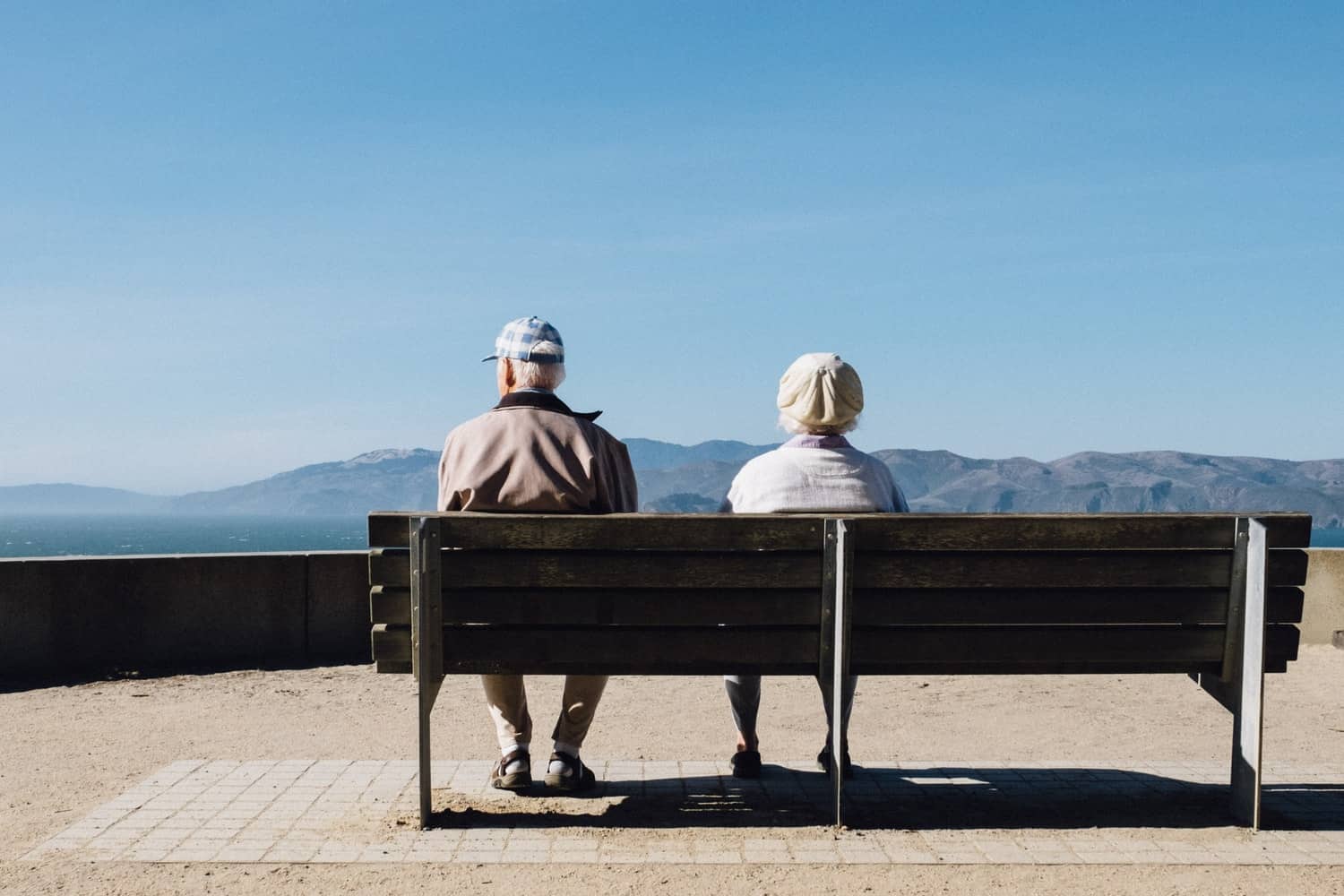 How to Grow Old Gracefully 10 Ways You May Not Have Considered LifeHack