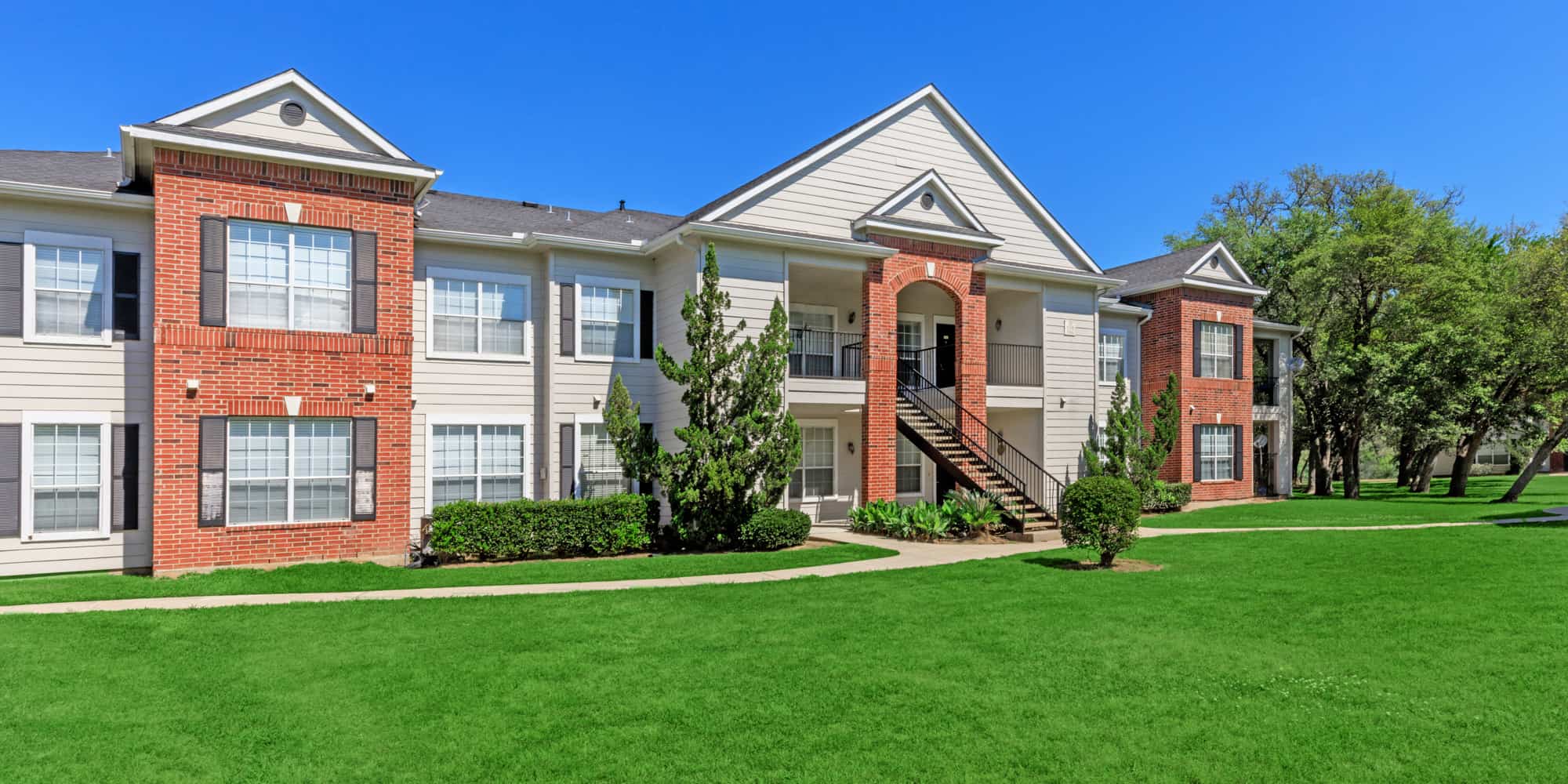 Trinity Oaks Apartment Homes Live BH