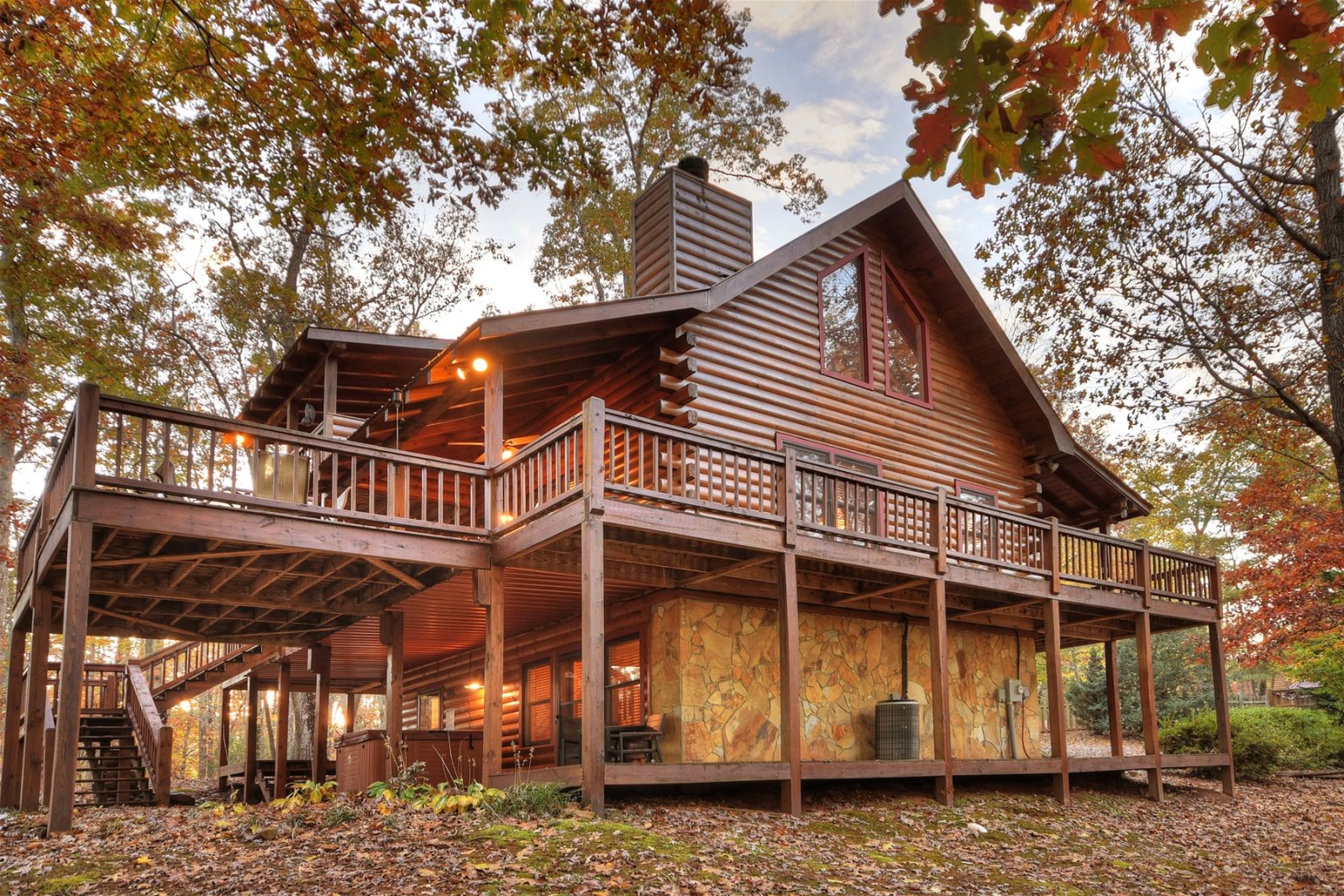 Blue Lake Cabin in Blue Ridge North GA Cabin Rental