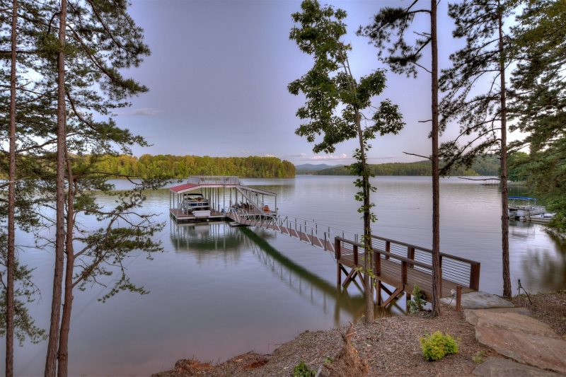 Nottely Island Retreat North GA Cabin Rental