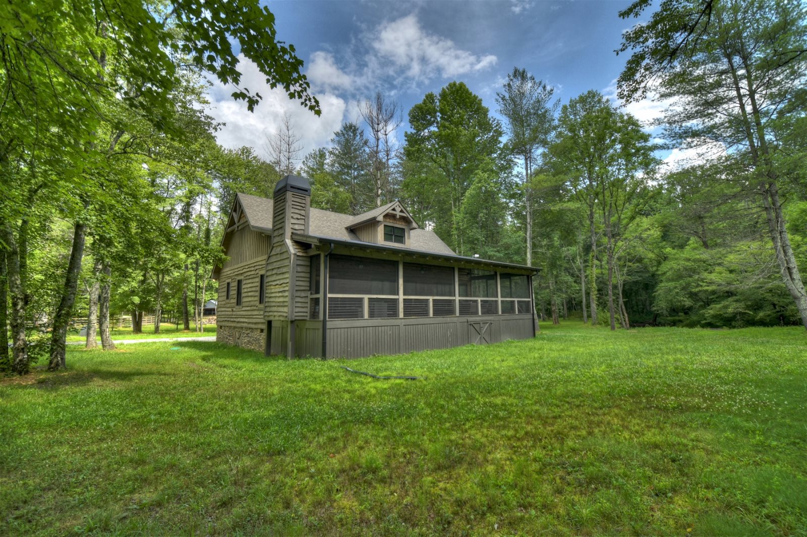 Indian Creek Lodge North GA Cabin Rental