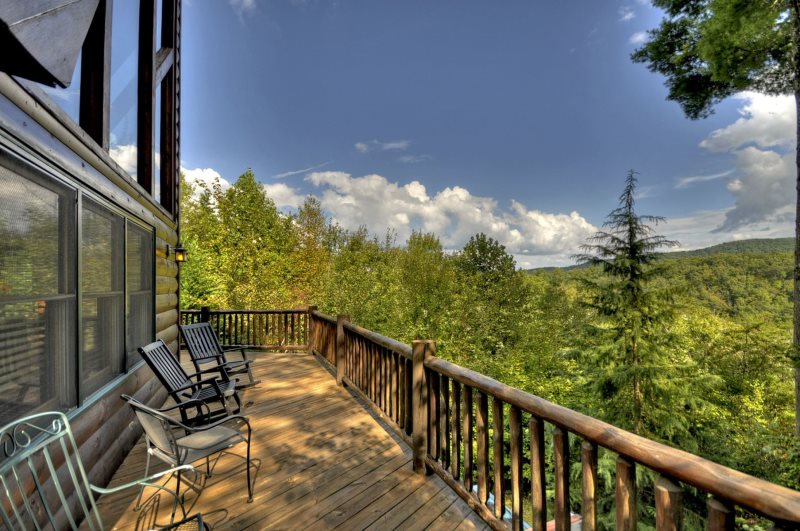Sunrise Destination in Blue Ridge North GA Cabin Rental