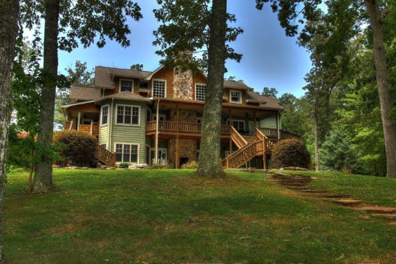 Blue Ridge Lake Retreat Vacation Rental on Lake Blue Ridge