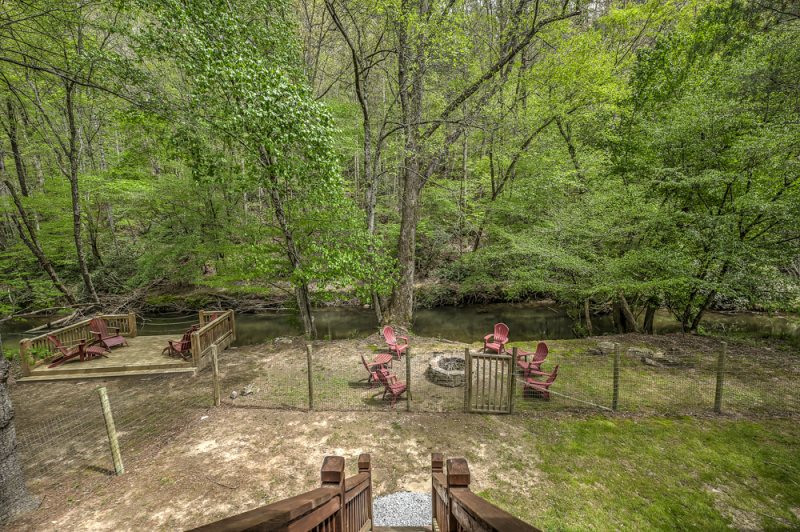 Hemptown Hideaway in Mineral Bluff Willow Creek Rentals