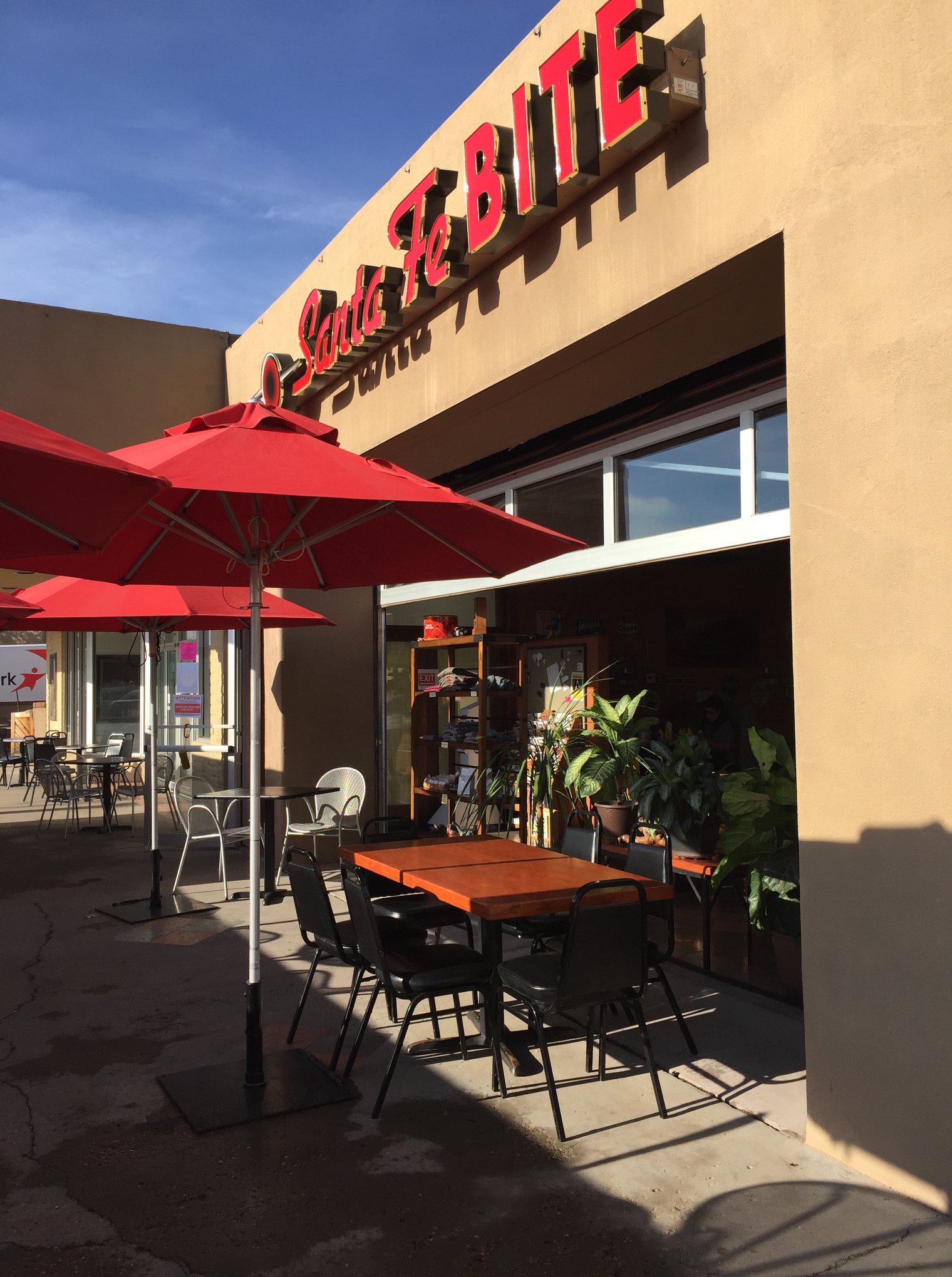 Santa Fe, NM Restaurants Open for Takeout, Curbside Service and/or
