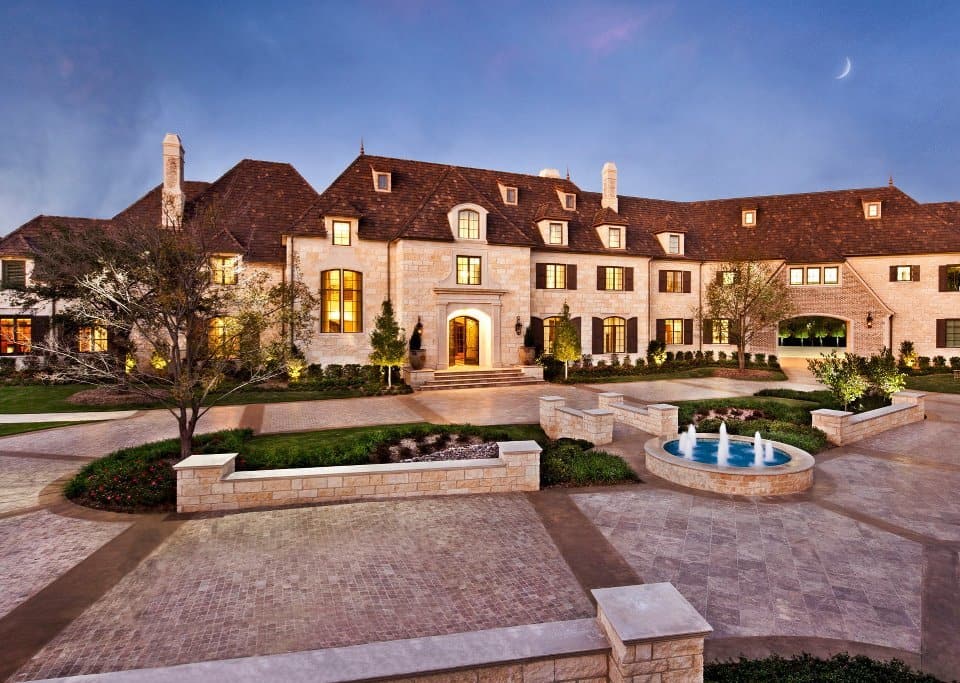 Jaw Dropping Manson Court Estate in Dallas, Texas