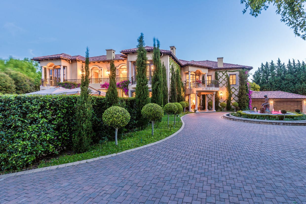 Constantia Is A 4M Gem From Cape Town, South Africa