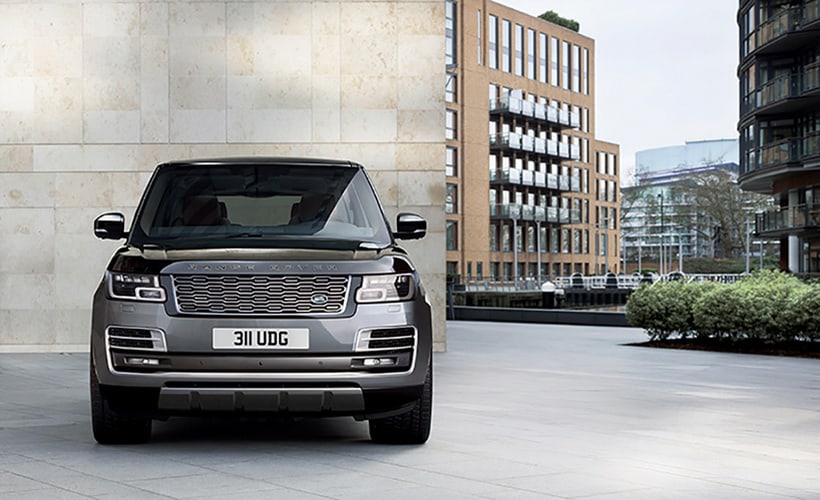 Check out the Luxurious 2018 Range Rover SVAutobiography