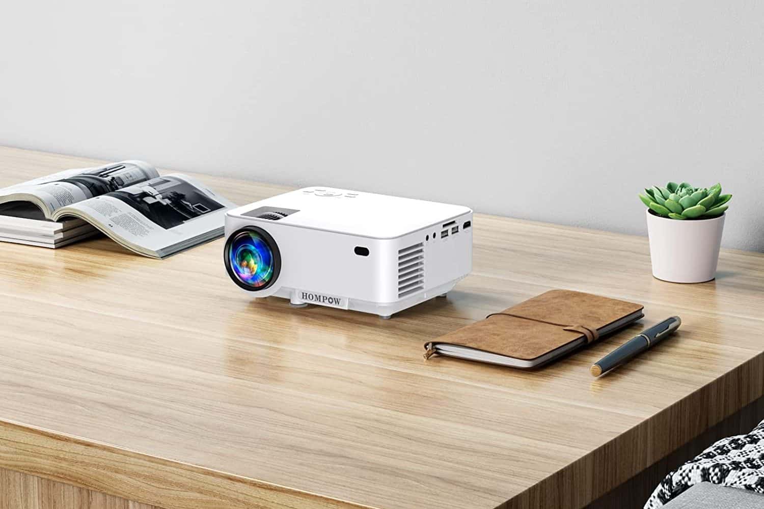 5 Best Projectors for iPad Based on Real Tests in 2024