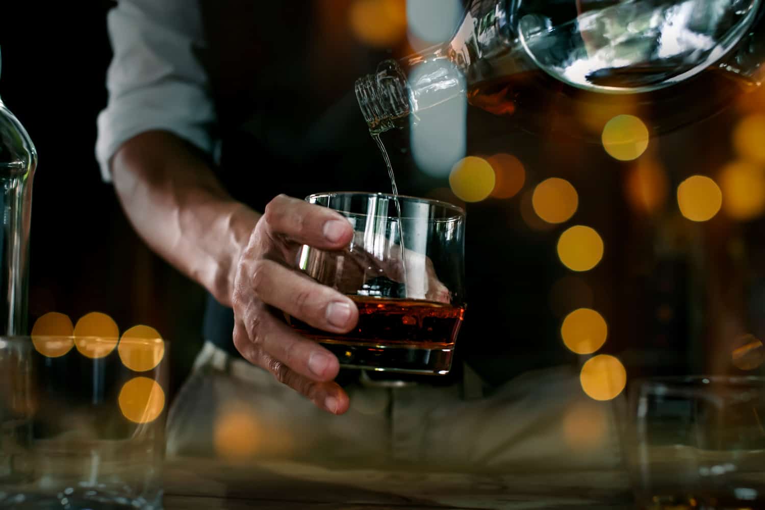 The 20 Smoothest Whiskeys to Enjoy Right Now