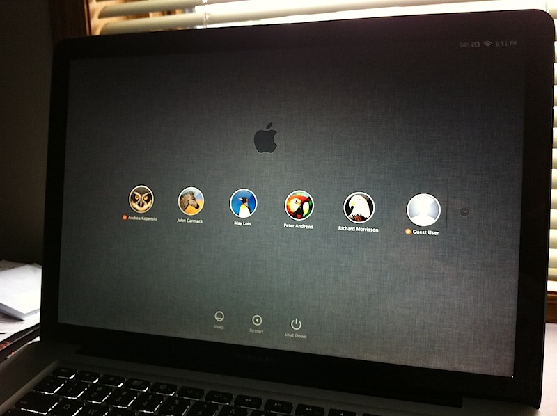 Screenshot and Video of New Lion Login Screen MacRumors