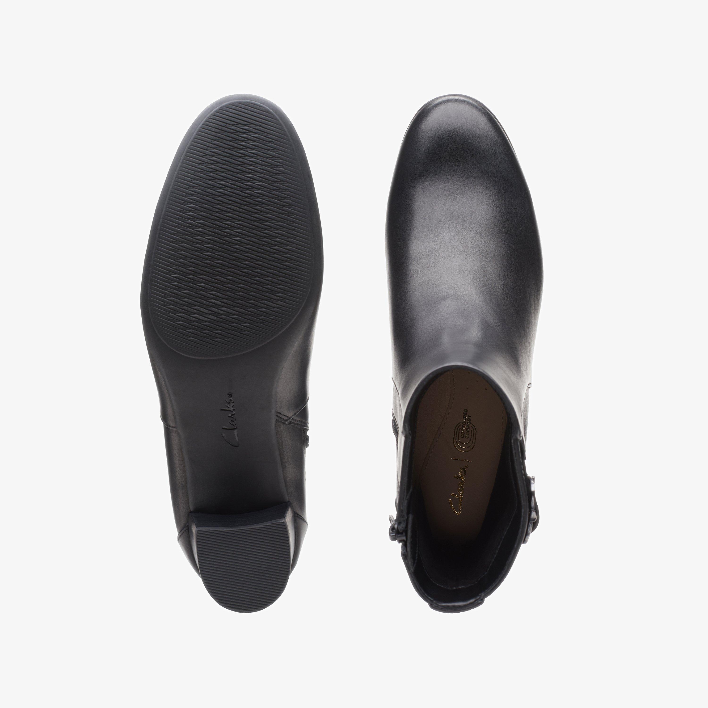 Womens Linnae Up Black Leather Boots Clarks Outlet