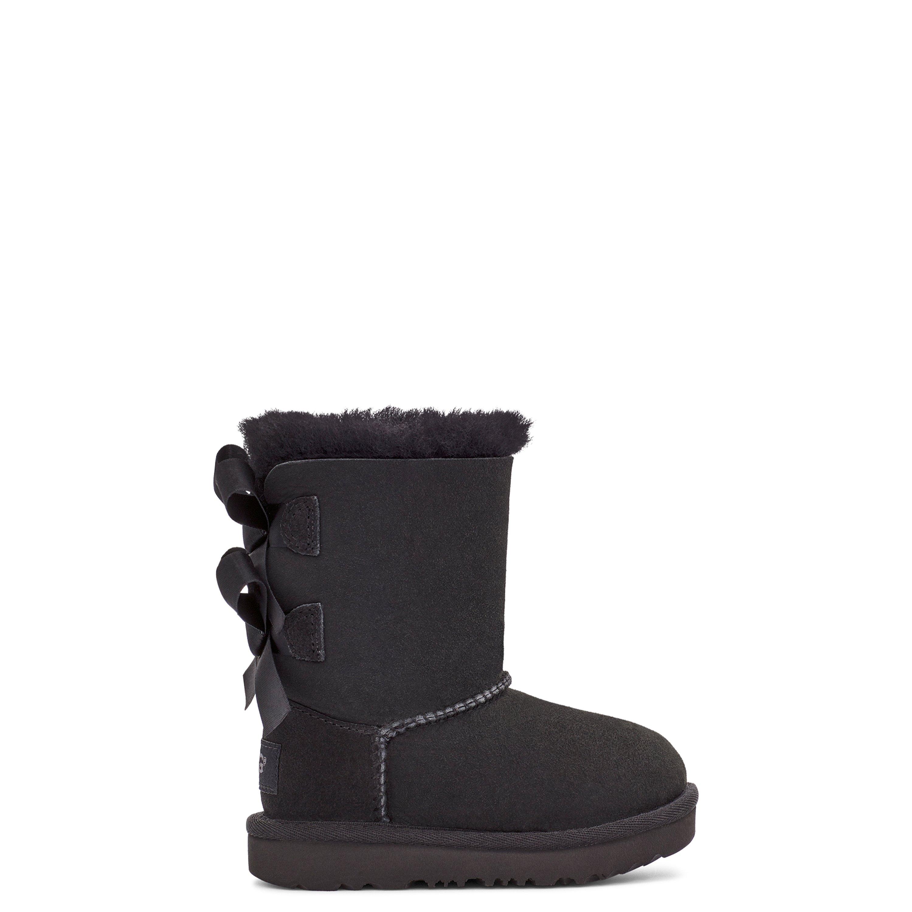 Ugg Bailey Bow II In44 Snug Boots USC