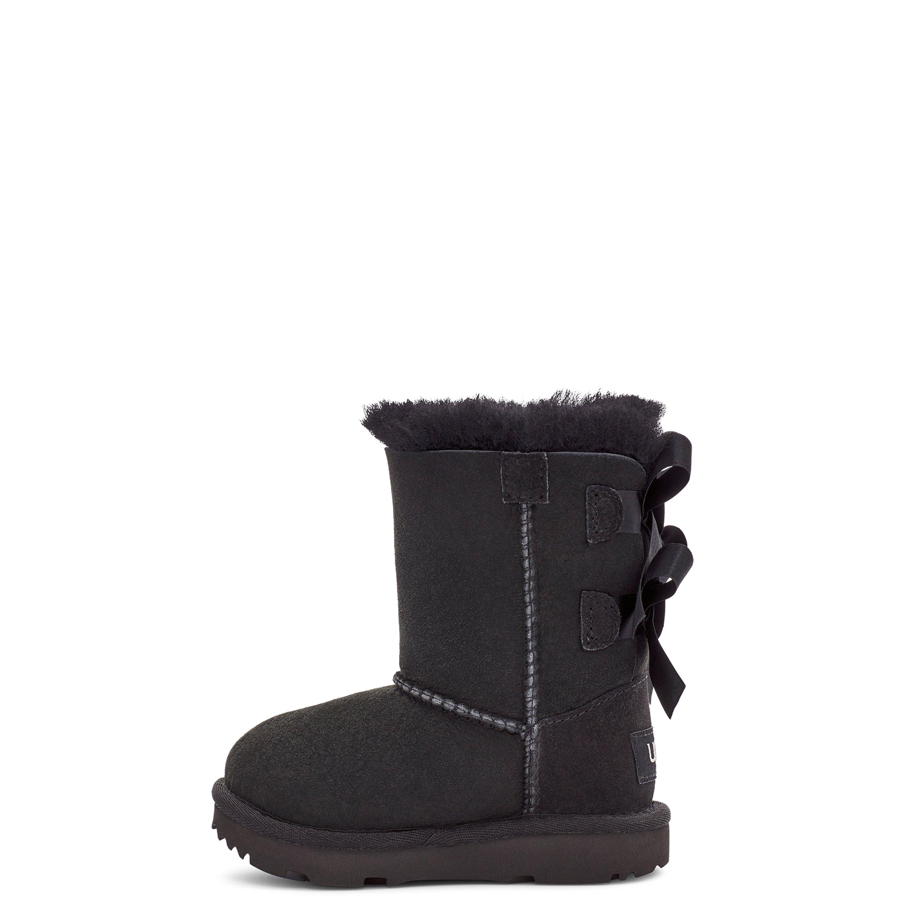 Ugg Bailey Bow II In44 Snug Boots USC