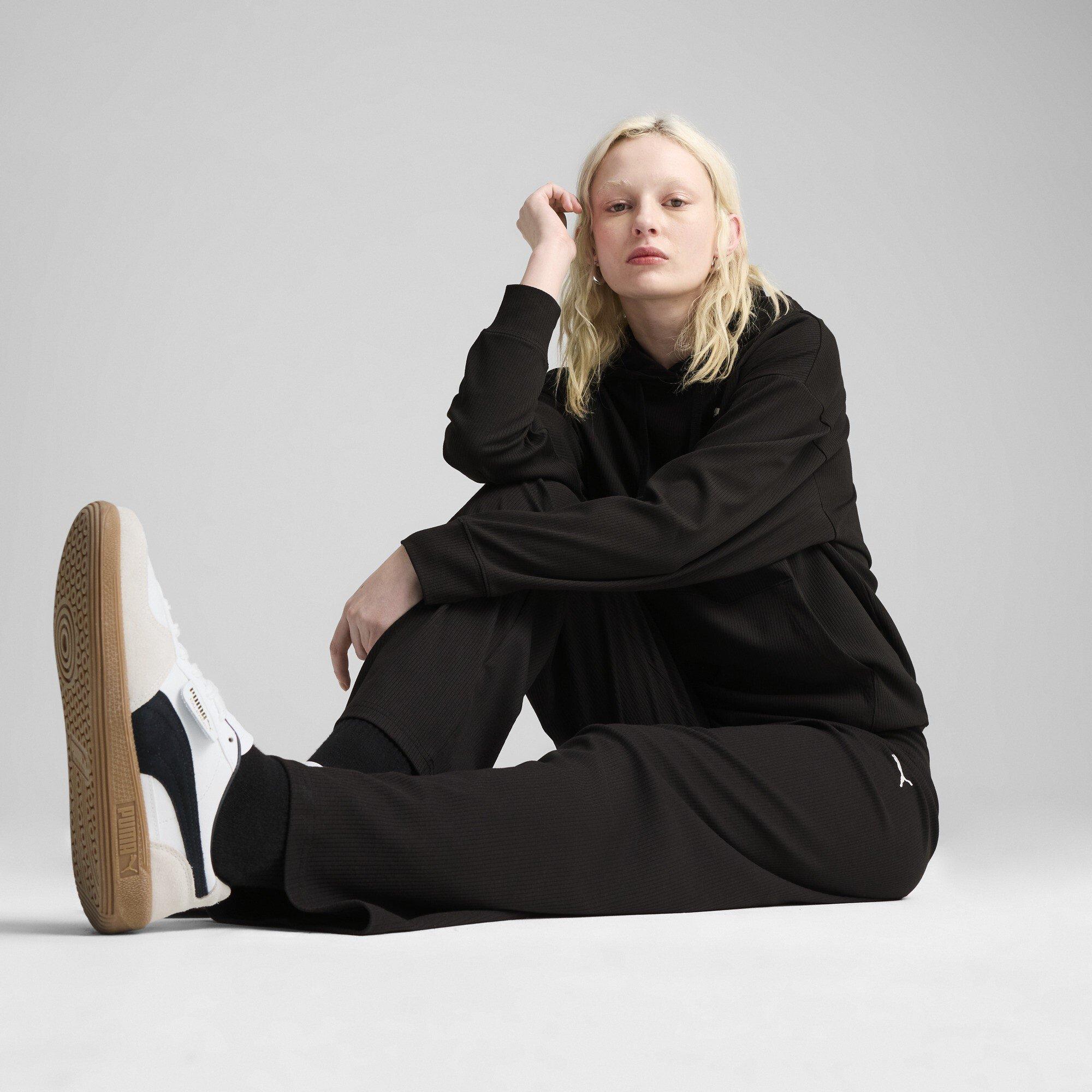 New Balance Athletics Amplified Woven Womens Pants Open Hem Woven