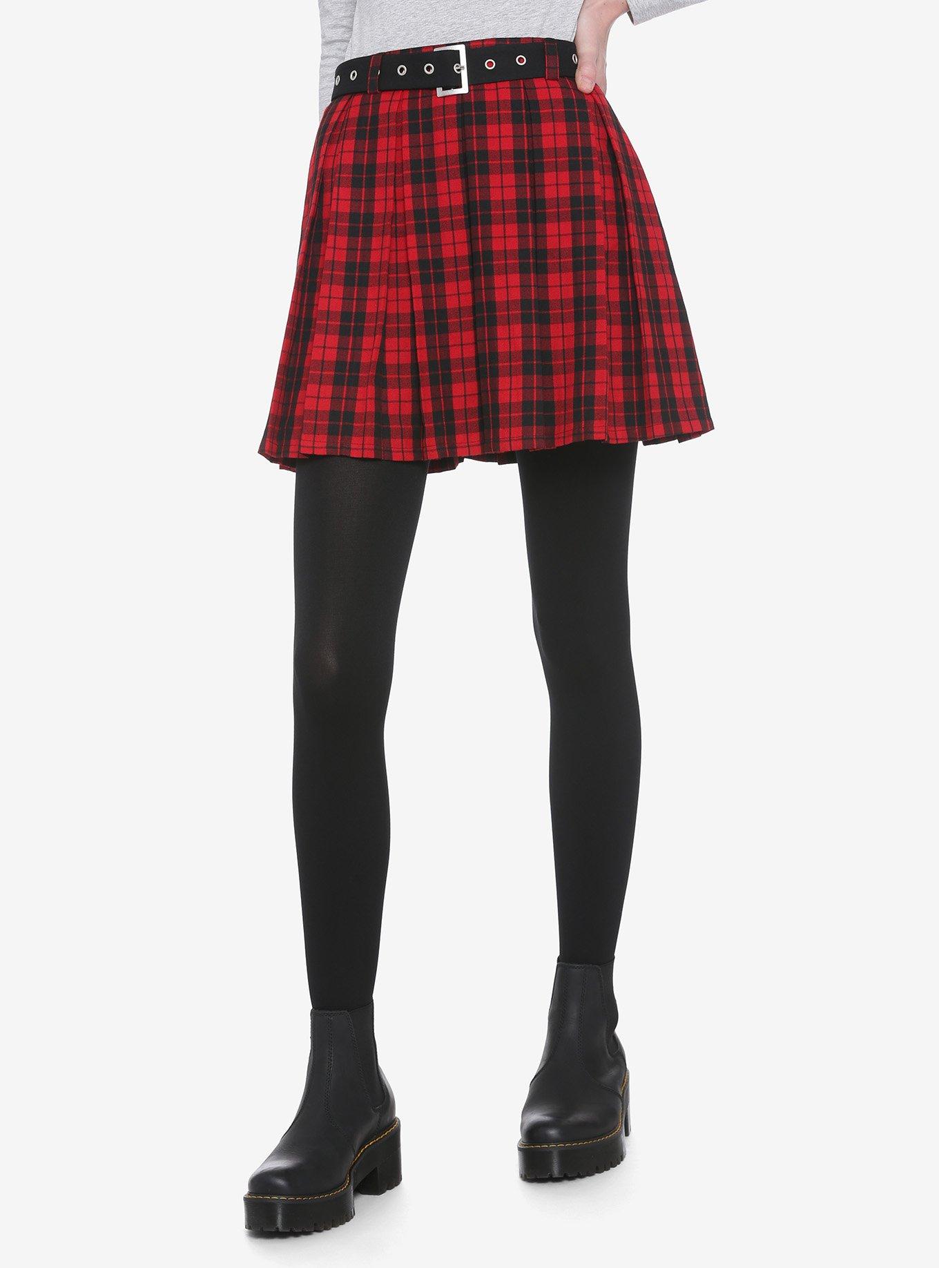 Red & Black Pleated Skirt With Grommet Belt Hot Topic