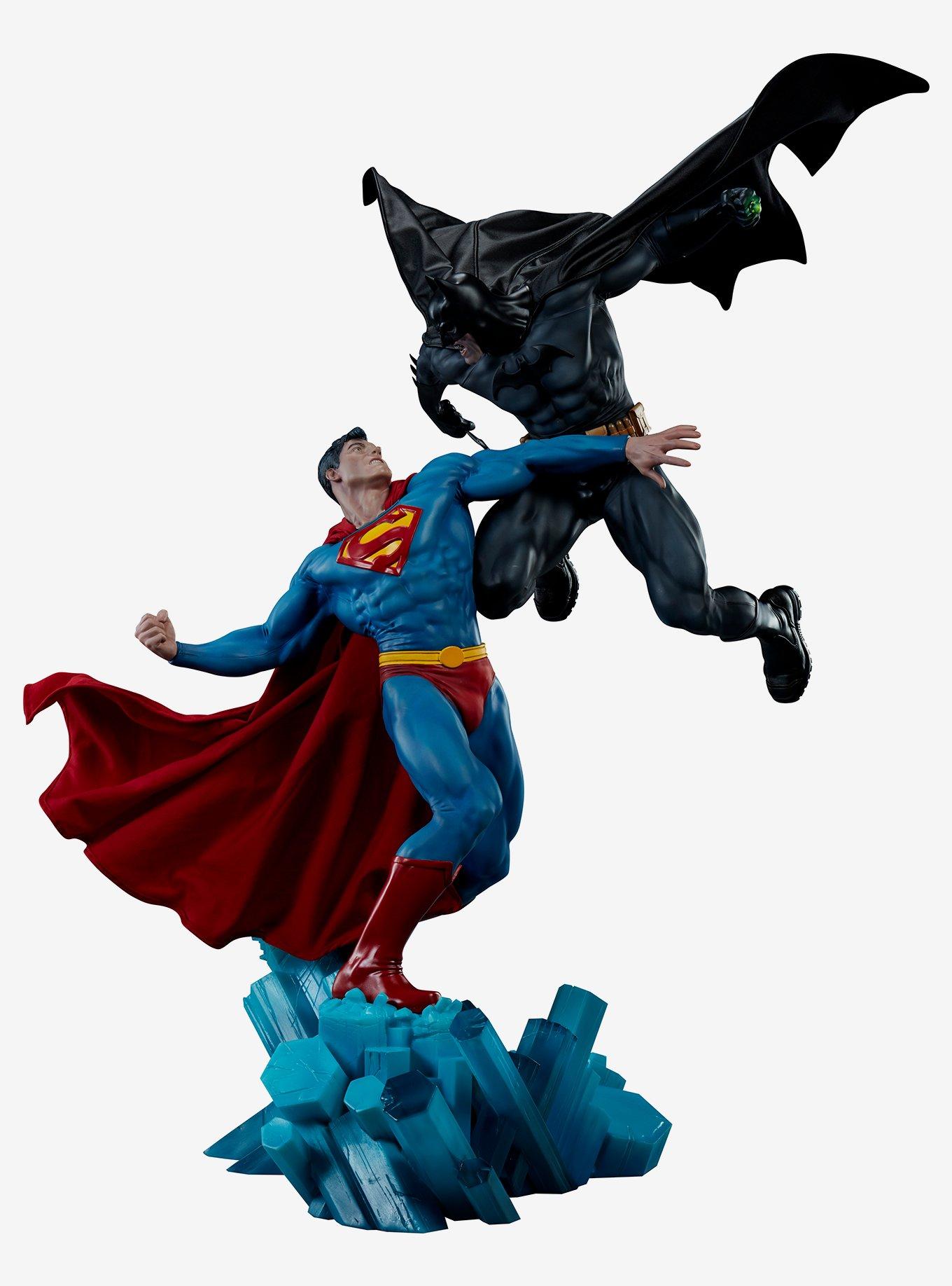 DC Comics Batman Batman Vs Superman Diorama By Sideshow Collectibles