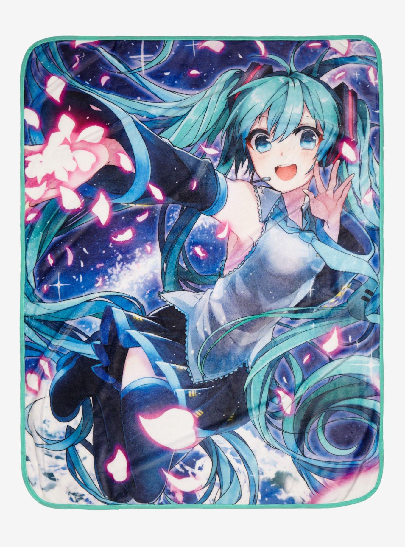 Hatsune Miku Performing Throw Blanket Hot Topic