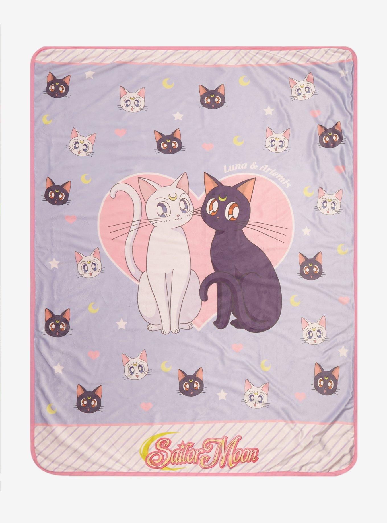 Sailor Moon Artemis & Luna Heart Throw Blanket Hot Topic