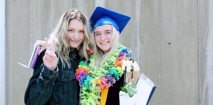 Le Penitenze Di Laurea Piu Imbarazzanti Per Il Neo Dottore