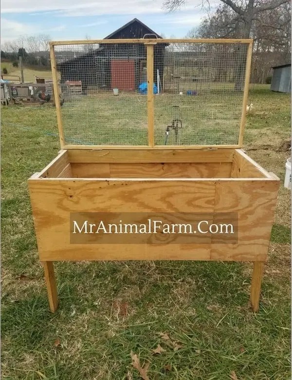 16 DIY Chicken Brooder Plans Mint Design Blog