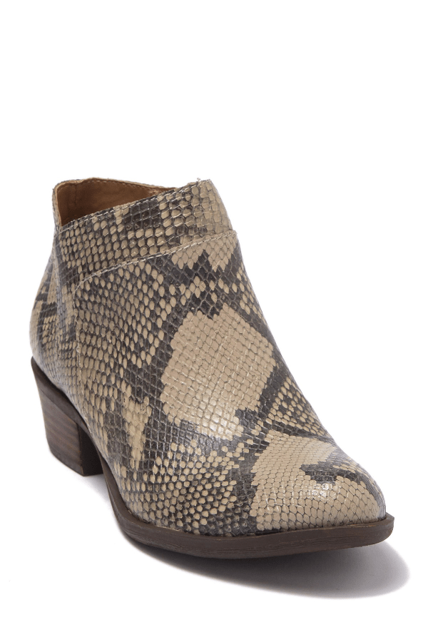 Lucky Chinchilla Brentley Brand Waterproof Ankle Boots