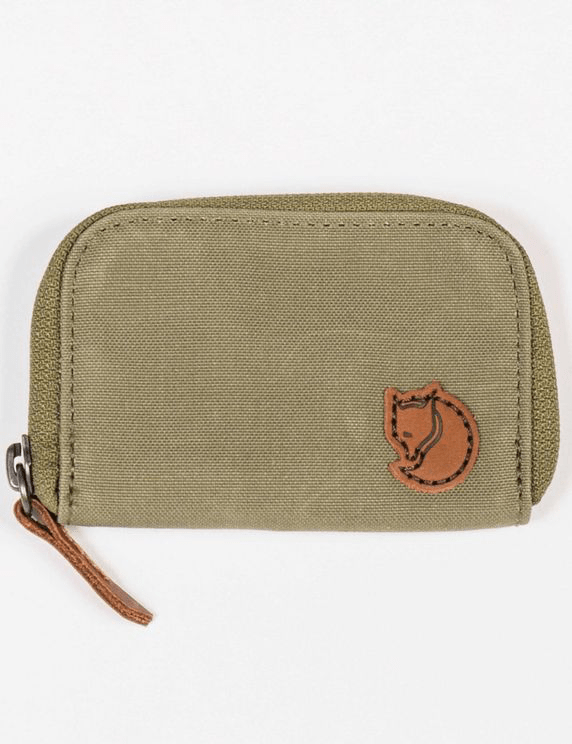 Fjall Raven Fjallraven Zip Card Holder Green Size One Size, Colour Green ModeSens