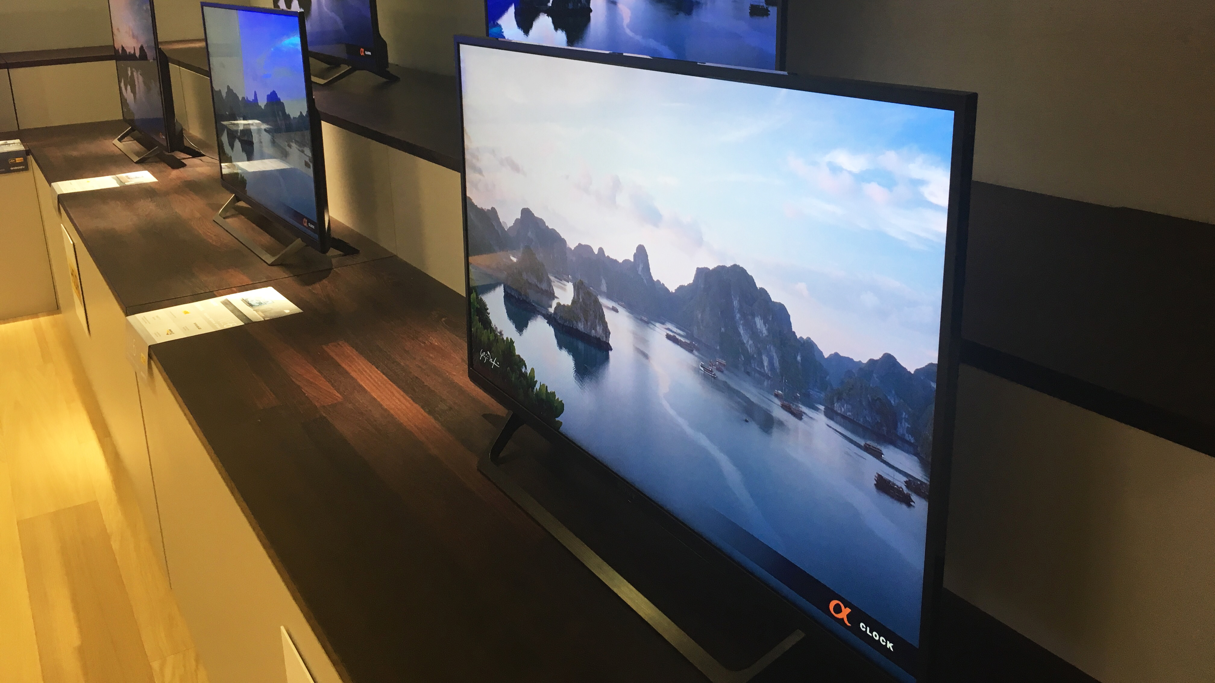 Sony is bringing HDR to its 1080p TVs, and not just PS4 owners will