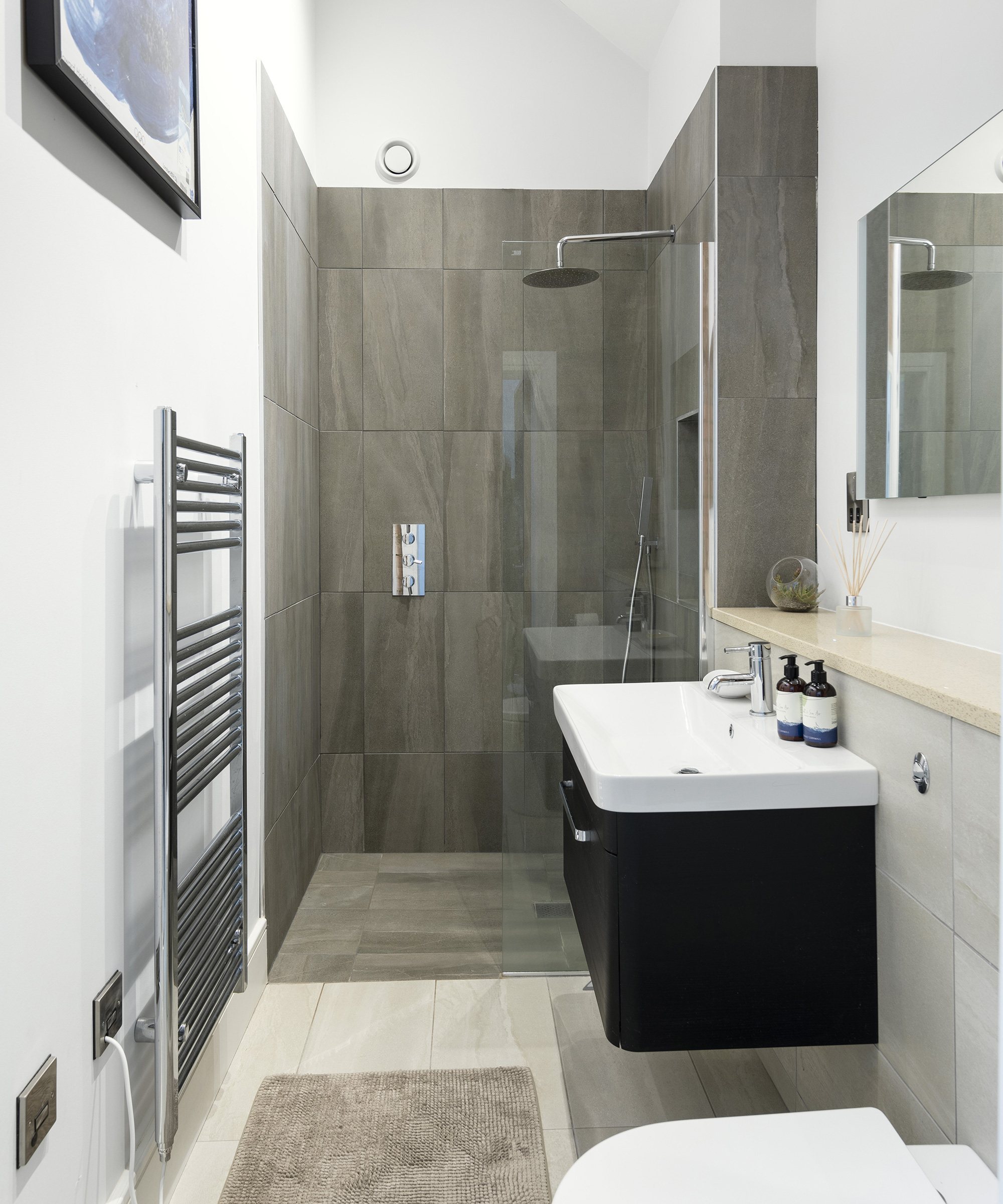 11 small downstairs bathroom ideas to transform your home Homebuilding