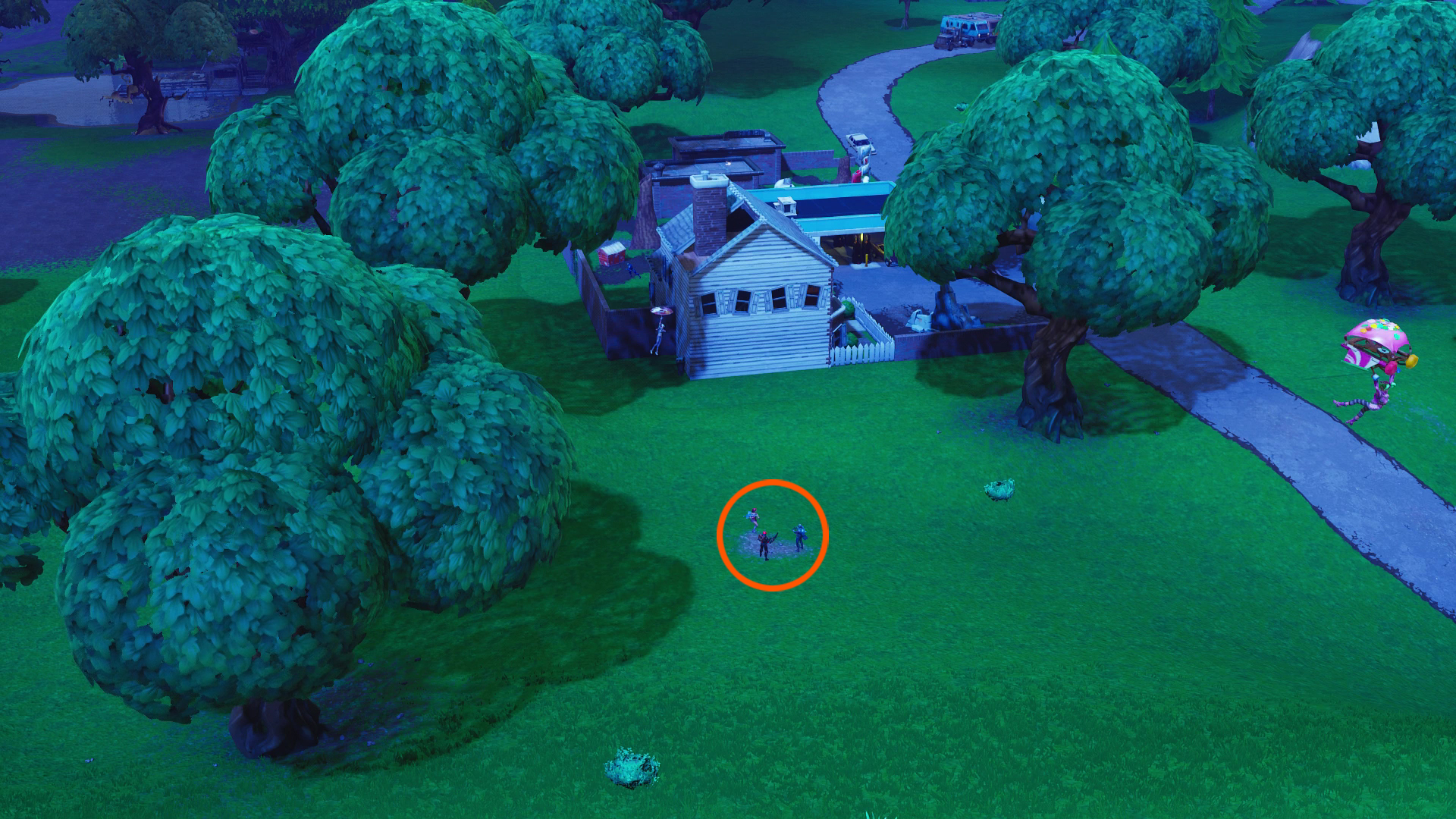 Search between a Bear, Crater, and a Refrigerator Shipment Fortnite Season 4 Week 8 Challenge