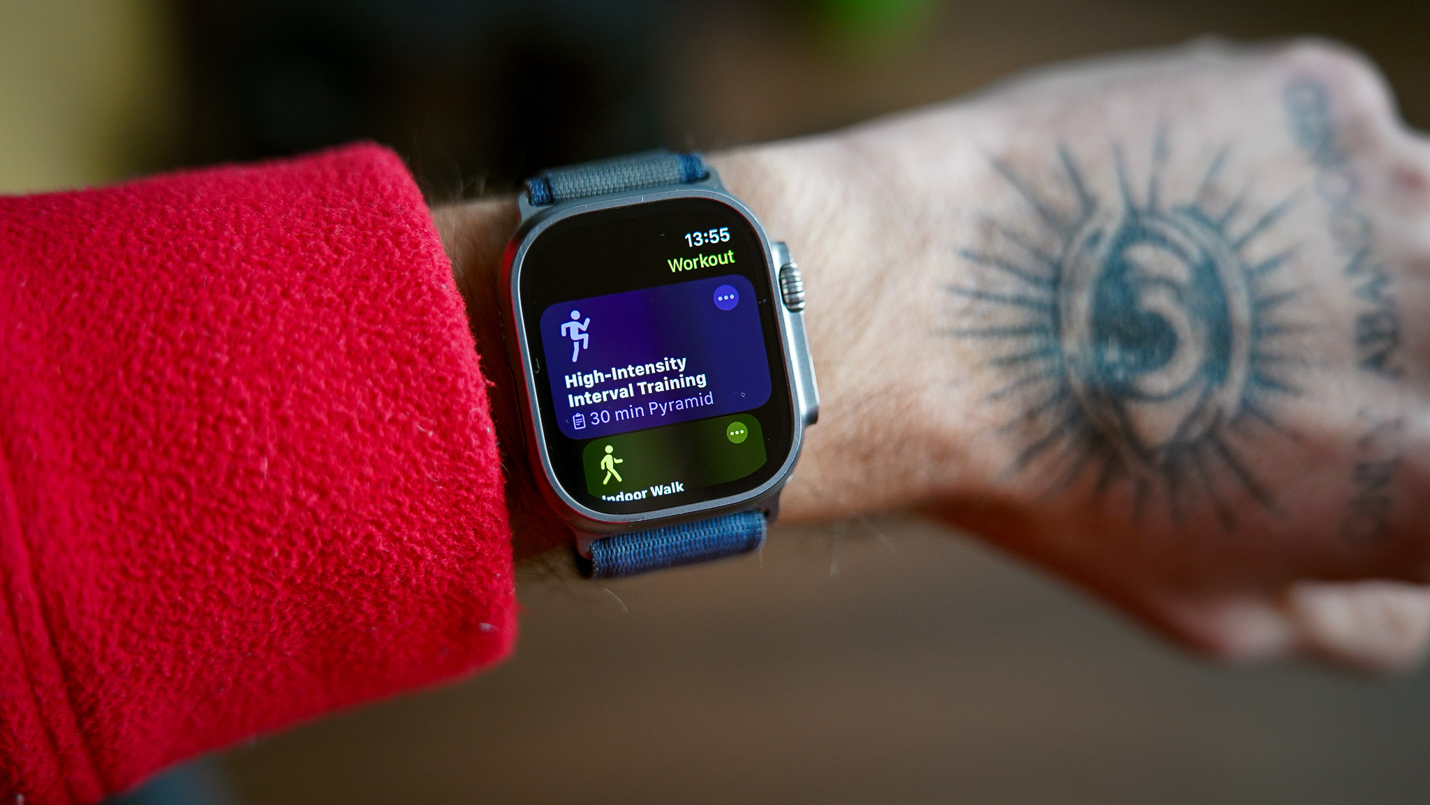 Can I use my Apple Watch to time workouts?