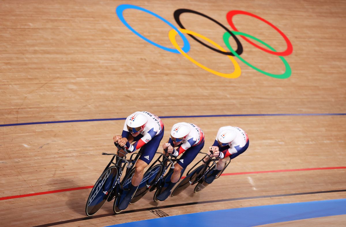 Tokyo 2020 Olympics track cycling day one Records smashed in both team