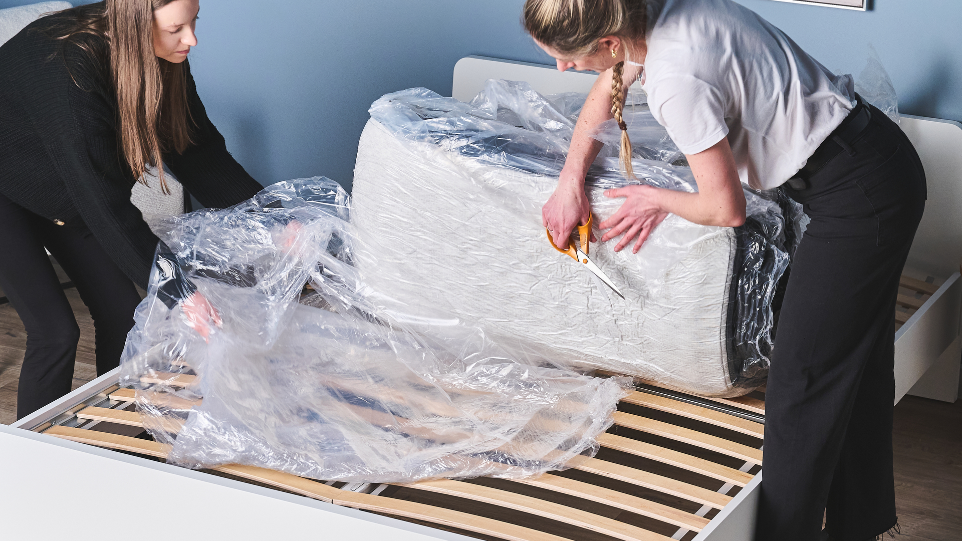 What is mattress offgassing? What to expect and how…