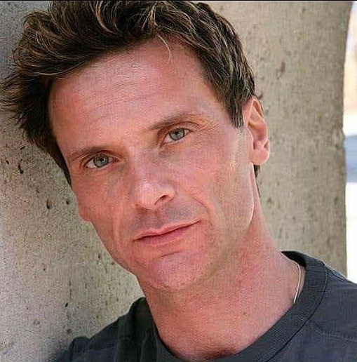 Paul Haddad, voice of Leon Kennedy in the original