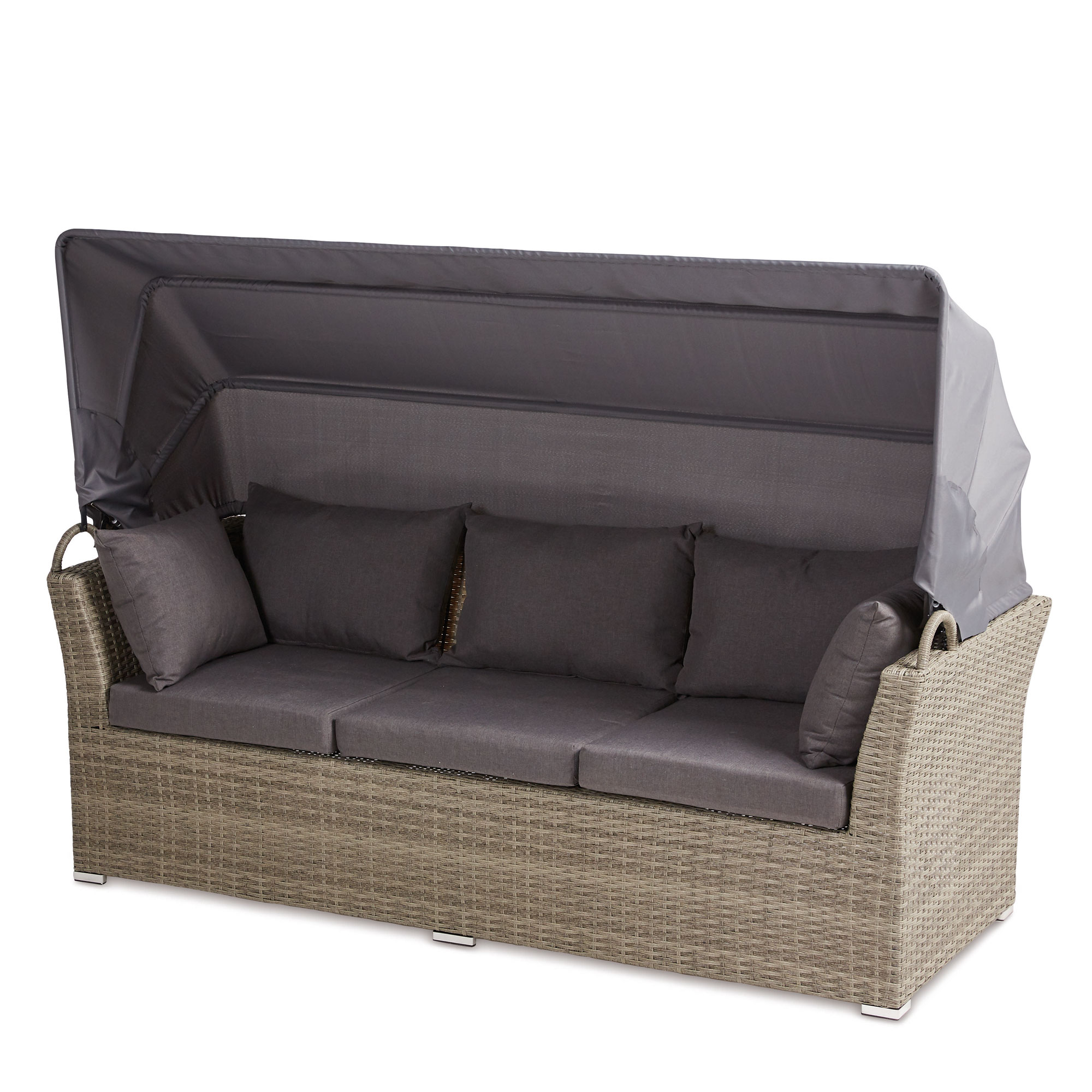 The Aldi garden furniture range is back including the Aldi corner