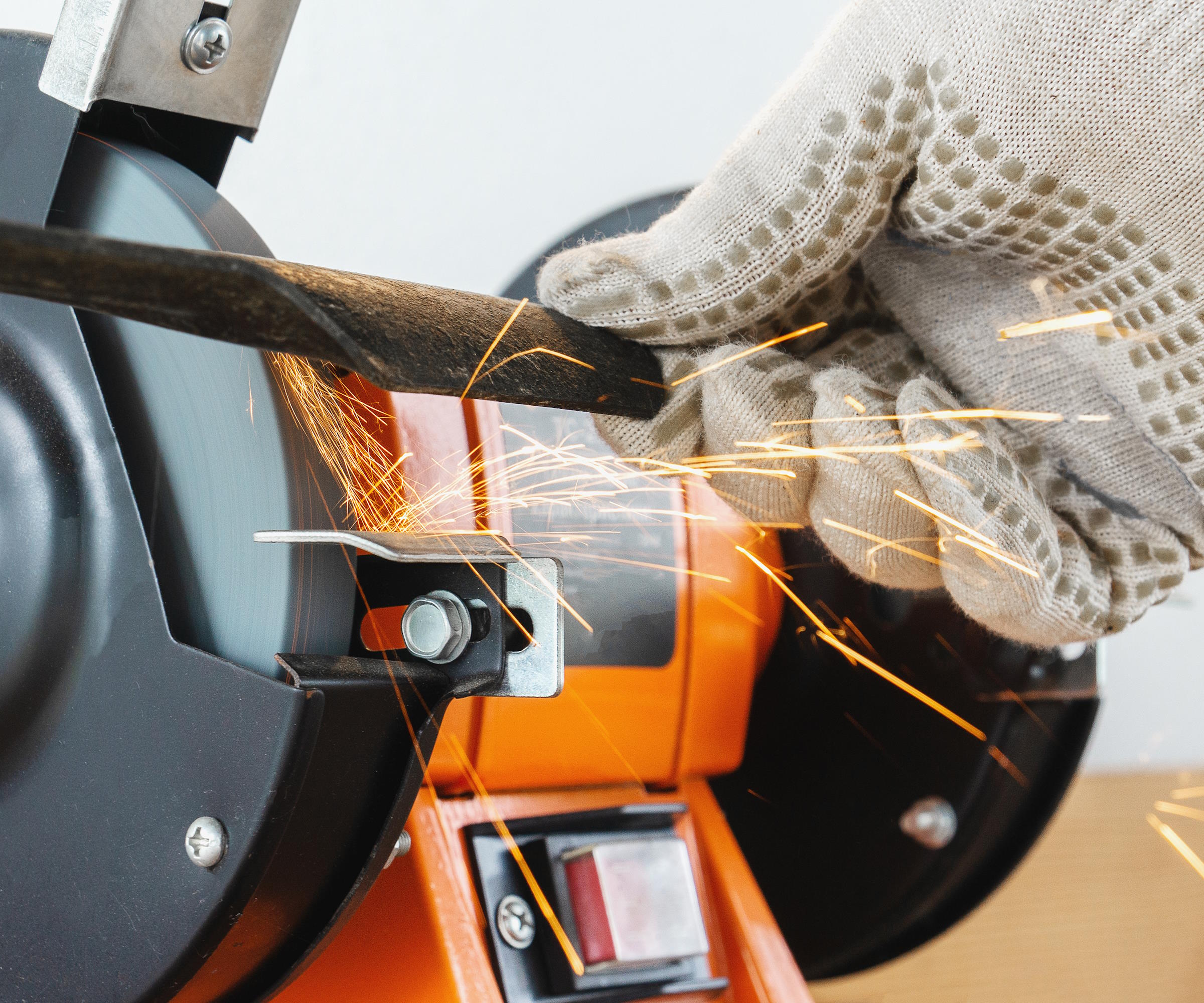 Expert tips for how to sharpen lawn mower blades safely | Homes & Gardens