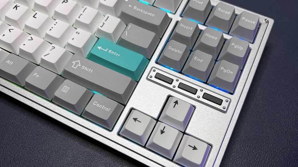 Lemokey L3 Review: Keychron’s First Gaming Keyboard | Tom's Hardware