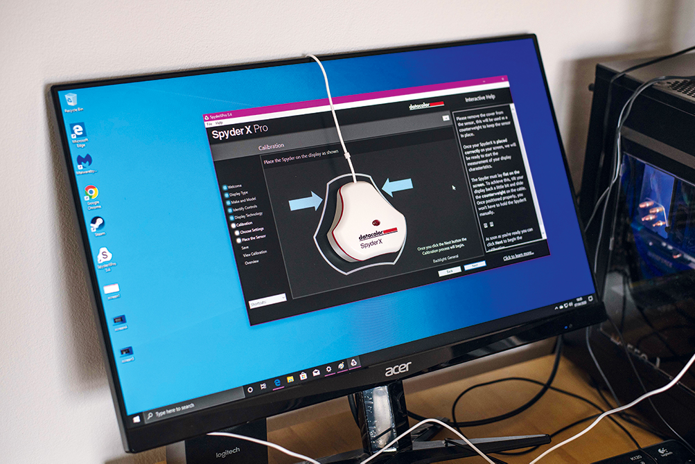 How to color calibrate your monitor with a Datacolor SpyderX Digital