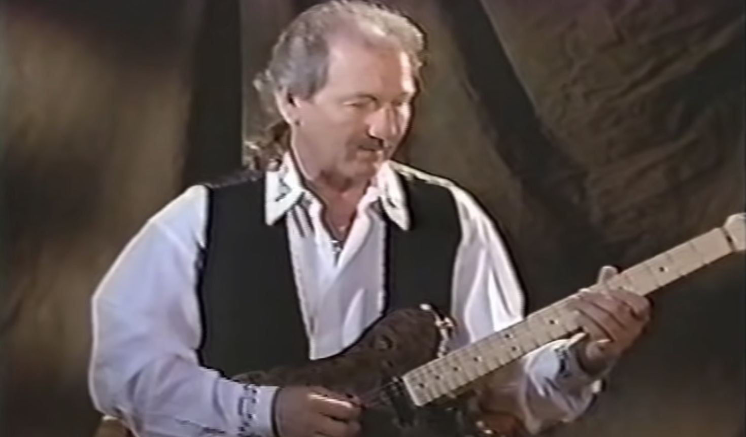 James Burton demos his incredible chicken pickin’ technique Guitar World