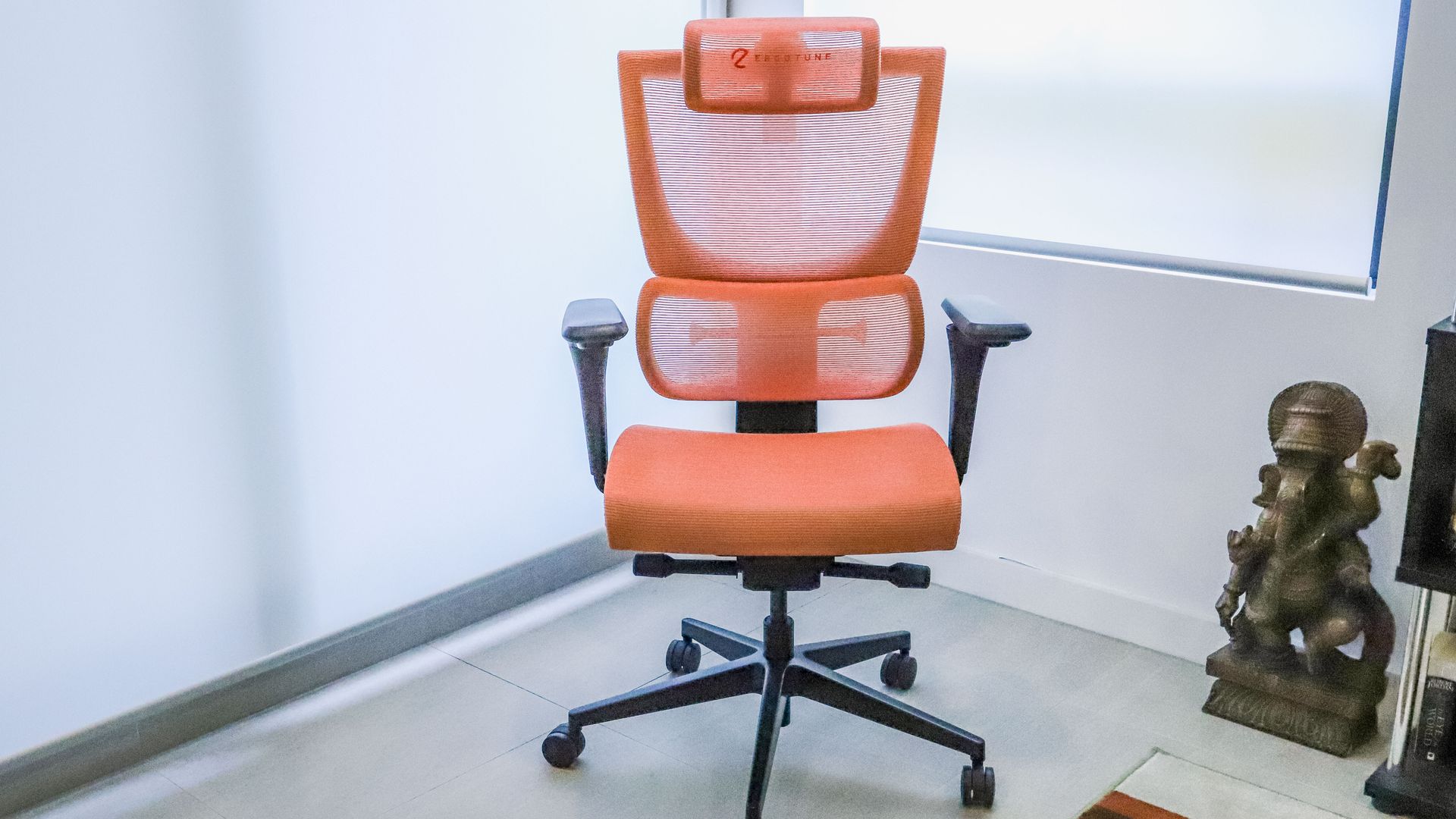 ErgoTune Supreme V3 review arguably the best office chair in Australia