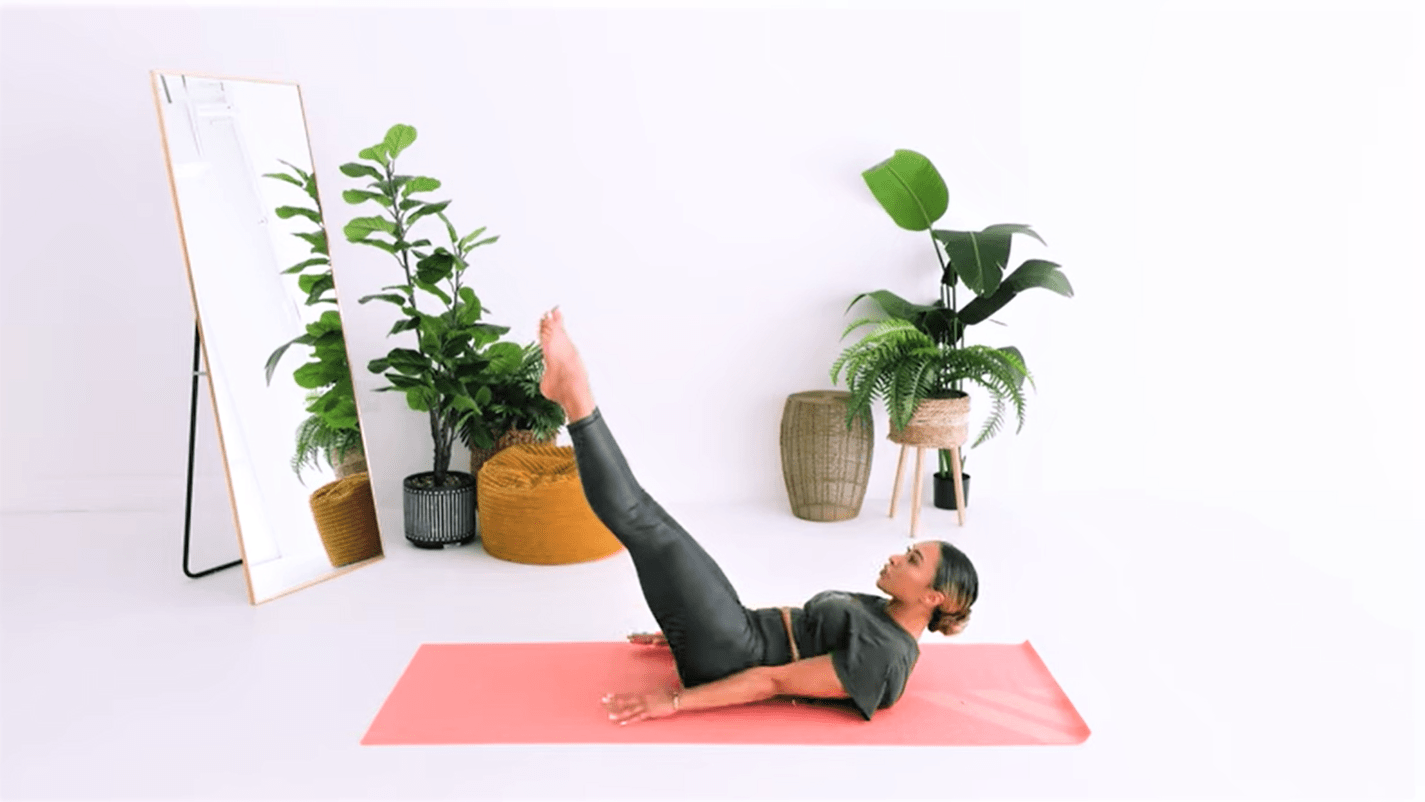 I just did Raven from Love is Blind’s 5minute Pilates ab workout — and