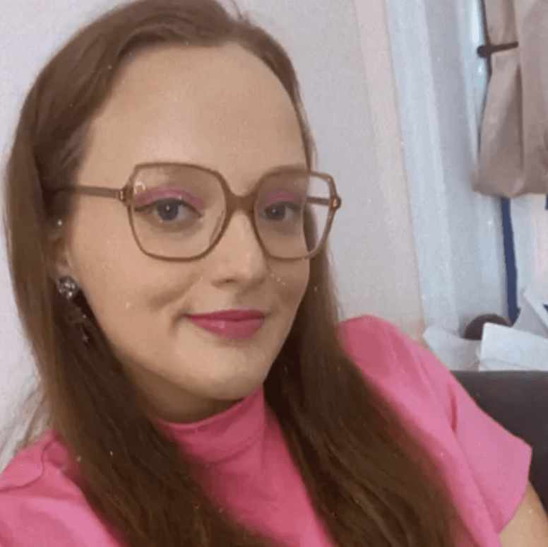 Should Curtains and Carpet Match? Designers Give a Verdict Livingetc