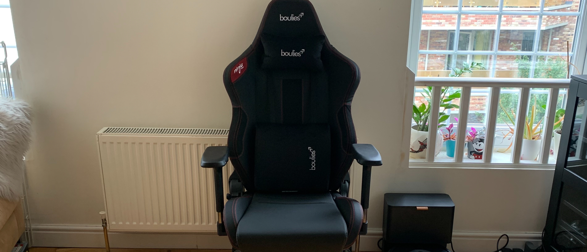 Boulies Ninja Pro gaming chair review stylish, snug, and