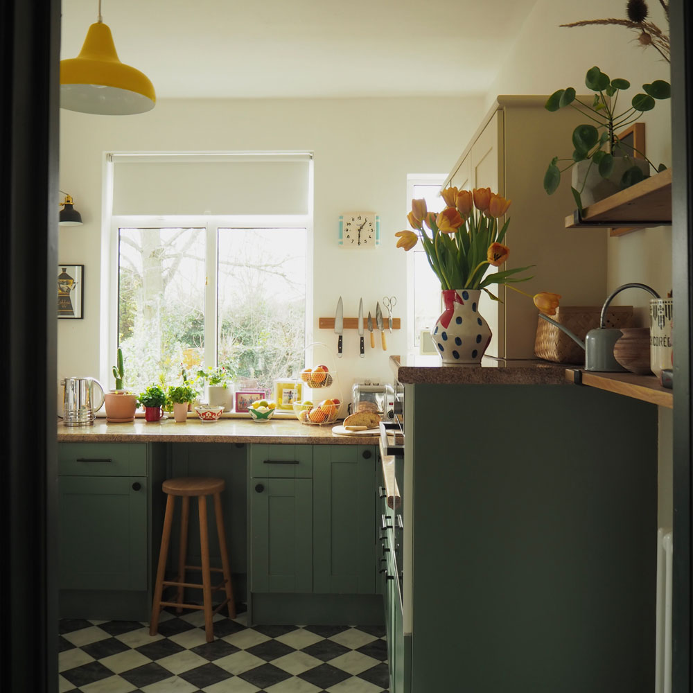 Beige kitchen is unrecognisable after Farrow & Ball Green Smoke