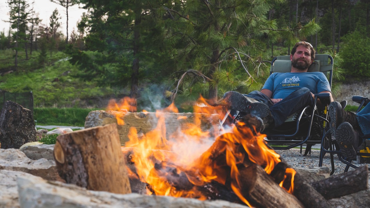 GCI Outdoor Freeform Zero Gravity Lounger review relax in comfort at camp Advnture